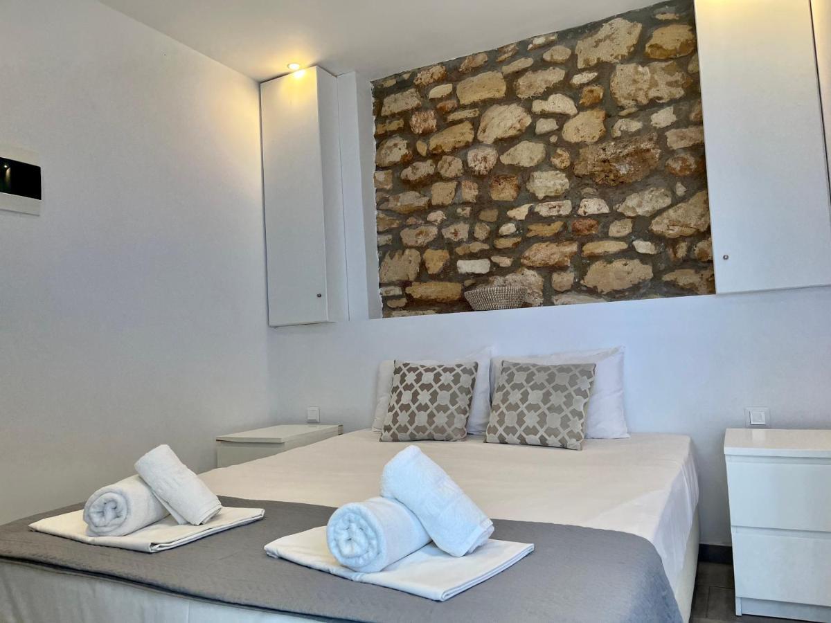 The Beach House - Apartments & Studios (Adults Only) Афитос Экстерьер фото